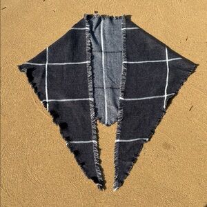 Ann Taylor Gray & White Shawl Wrap One Size